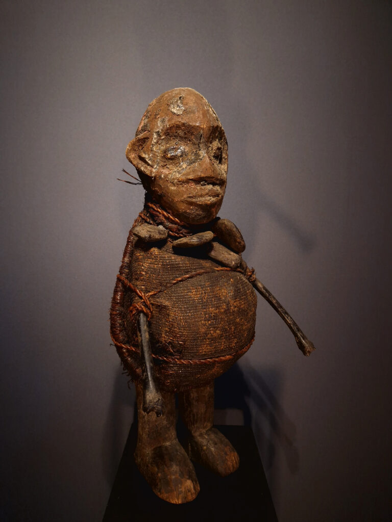 Bénin. Statuette Vaudou (263afr)