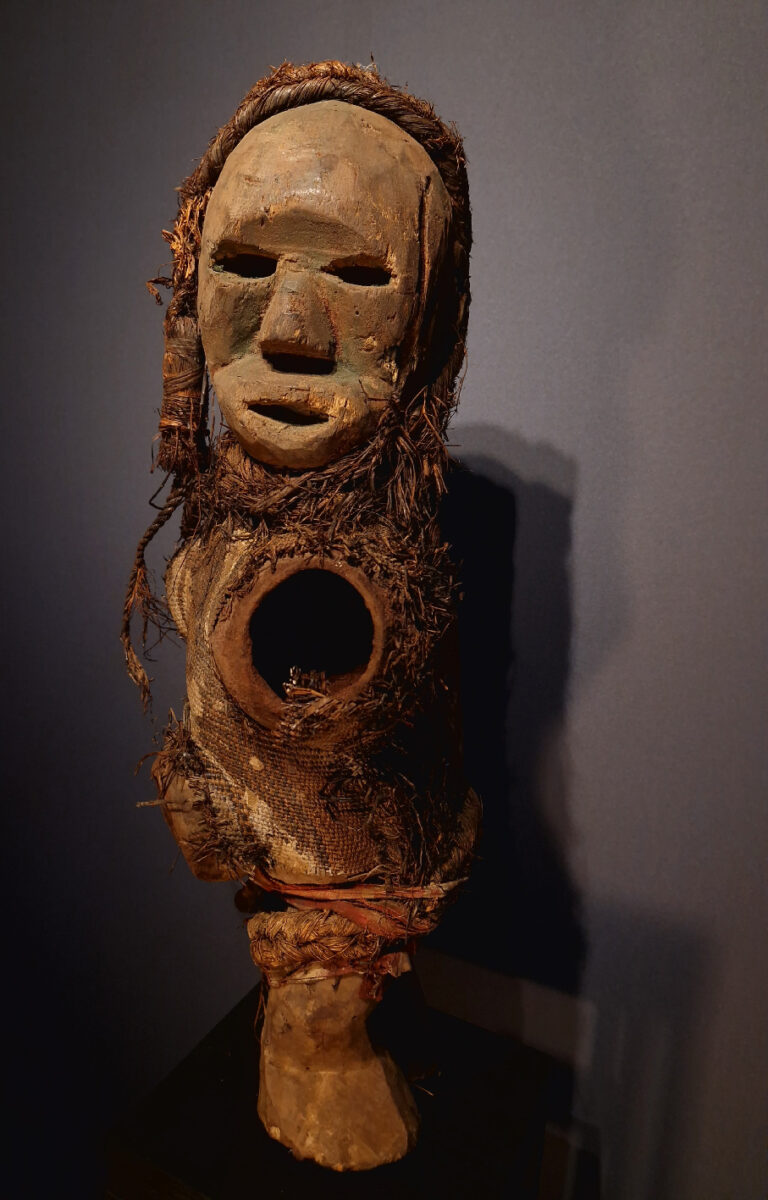 Bénin. Statuette Vaudou (268afr)