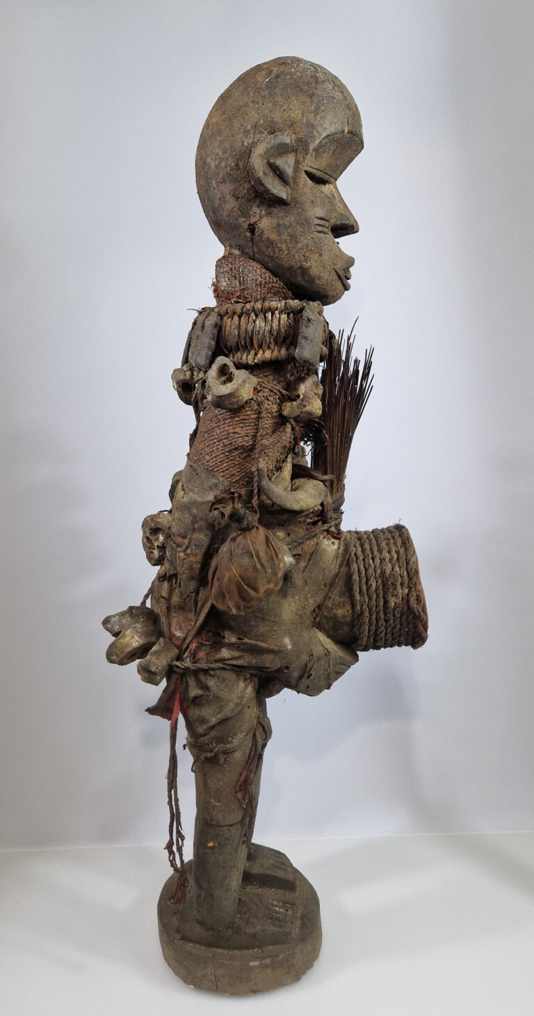 Bénin. Statuette Vaudou (348afr)
