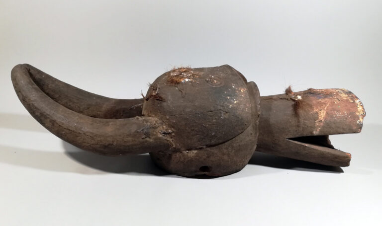 Nigéria. Masque Chamba (380afr)