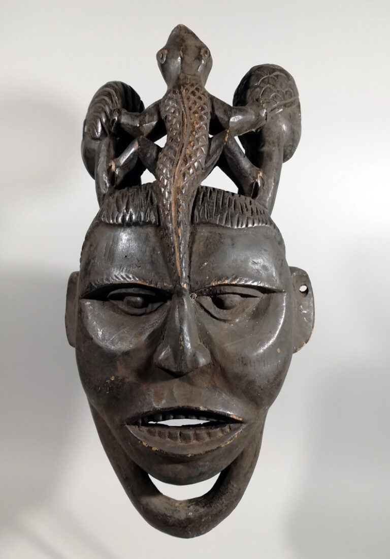 Cameroun. Masque Bamiléké (429afr)