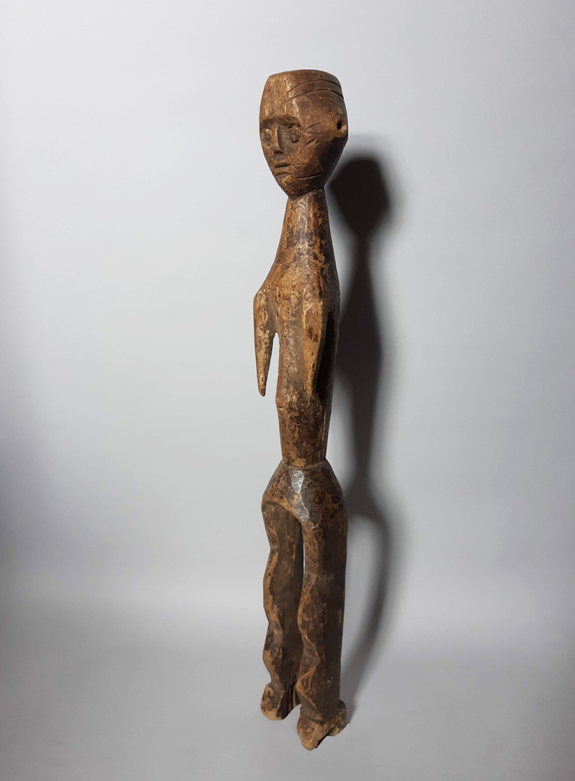 Statuette Mumuyé élancée – Nigeria Statuette Mumuyé élancée – Nigeria