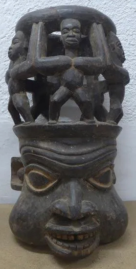 Cameroun. Masque Bamiléké (627afr)
