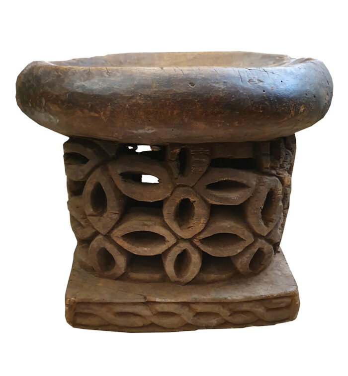 Tabouret Bamiléké en bois – Cameroun